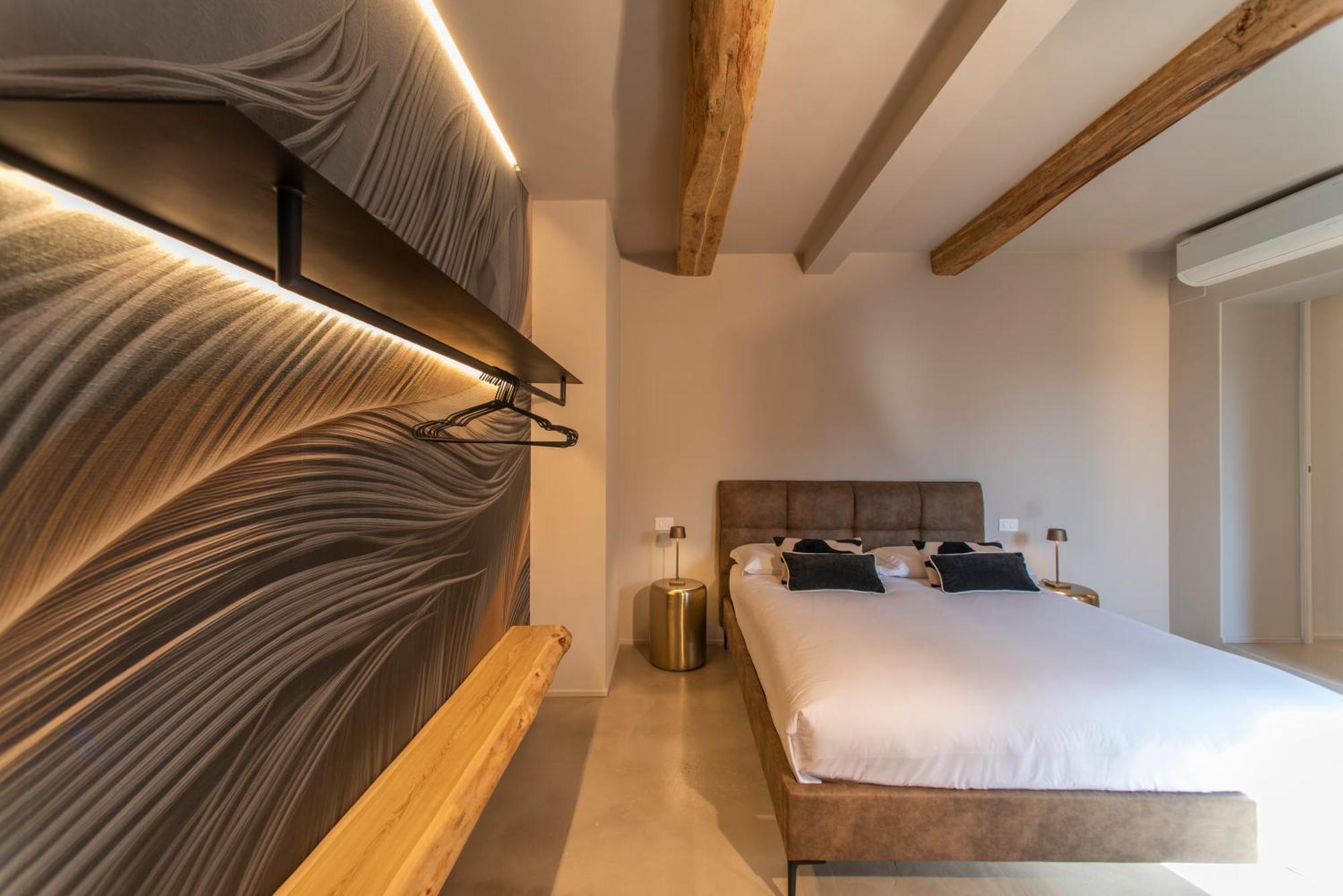 Palazzo Del Papa Country Suites Siena Exteriör bild